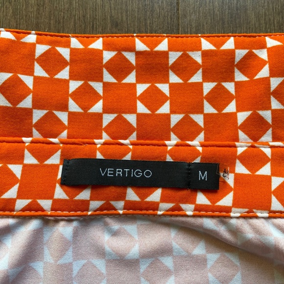 Sport graphic orange button shirt - Picture 6 of 9